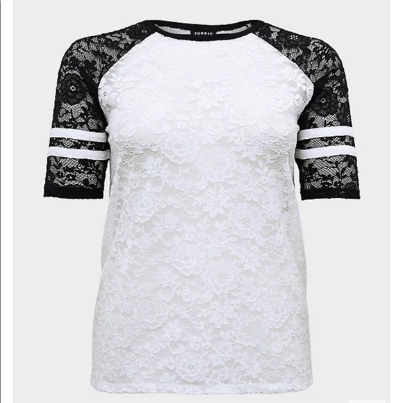 Torrid Black and White Lace Football Tee NWT Sz 0 12 - Picture 7 of 7